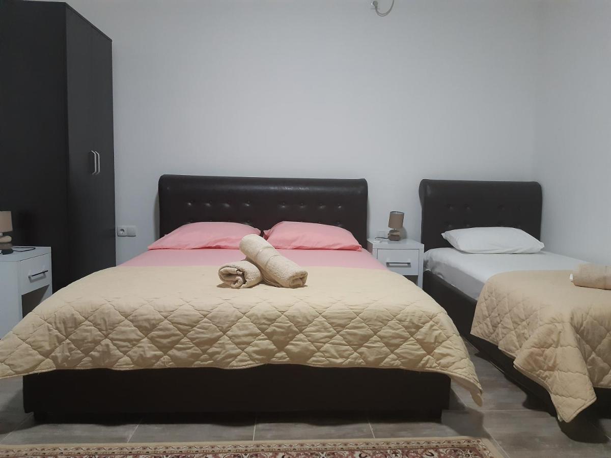 Zara Apartments Улцинь Екстер'єр фото